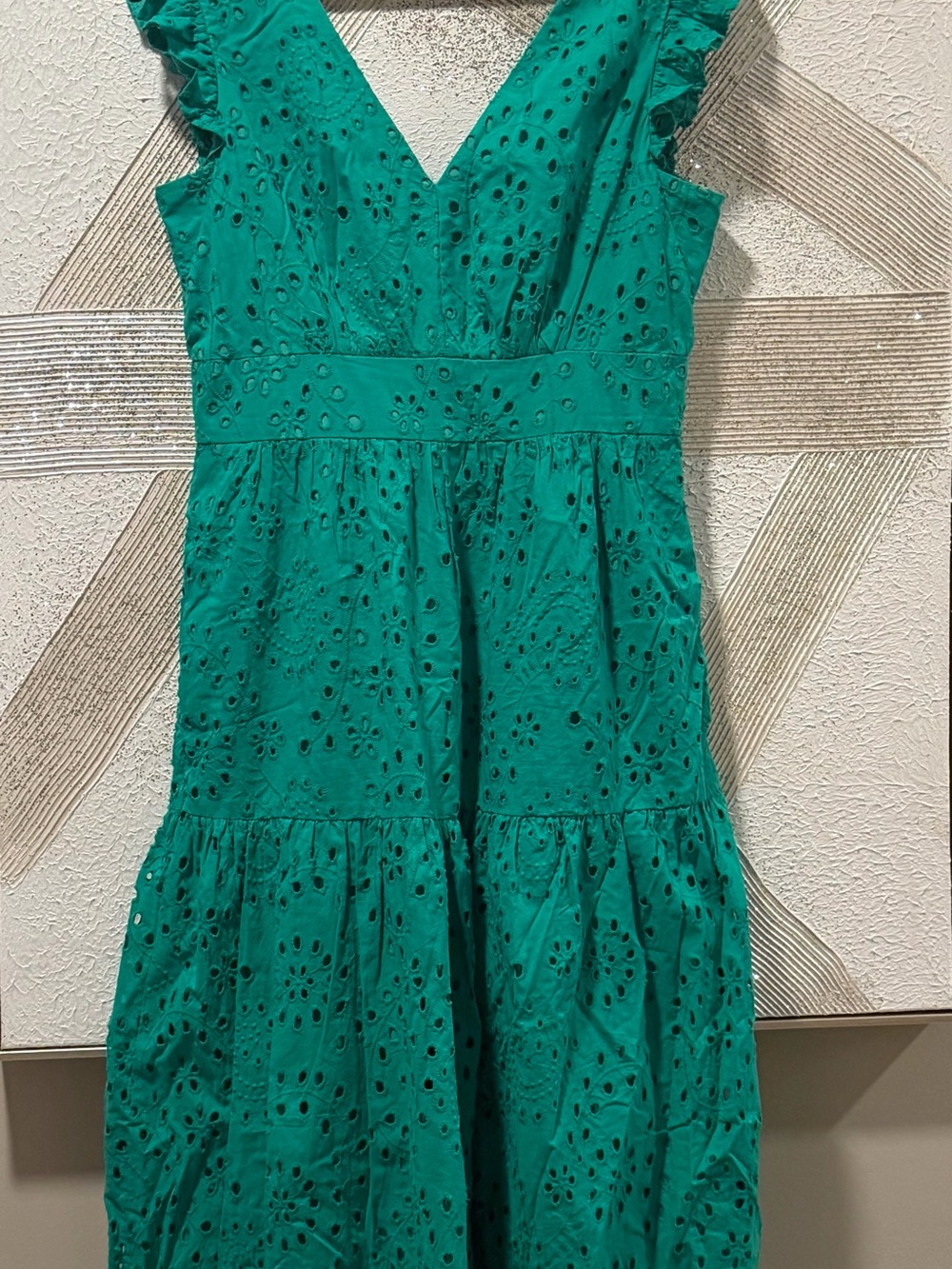 Maggy London Teal Eyelet V-Neck Tiered Dress, Size 6.